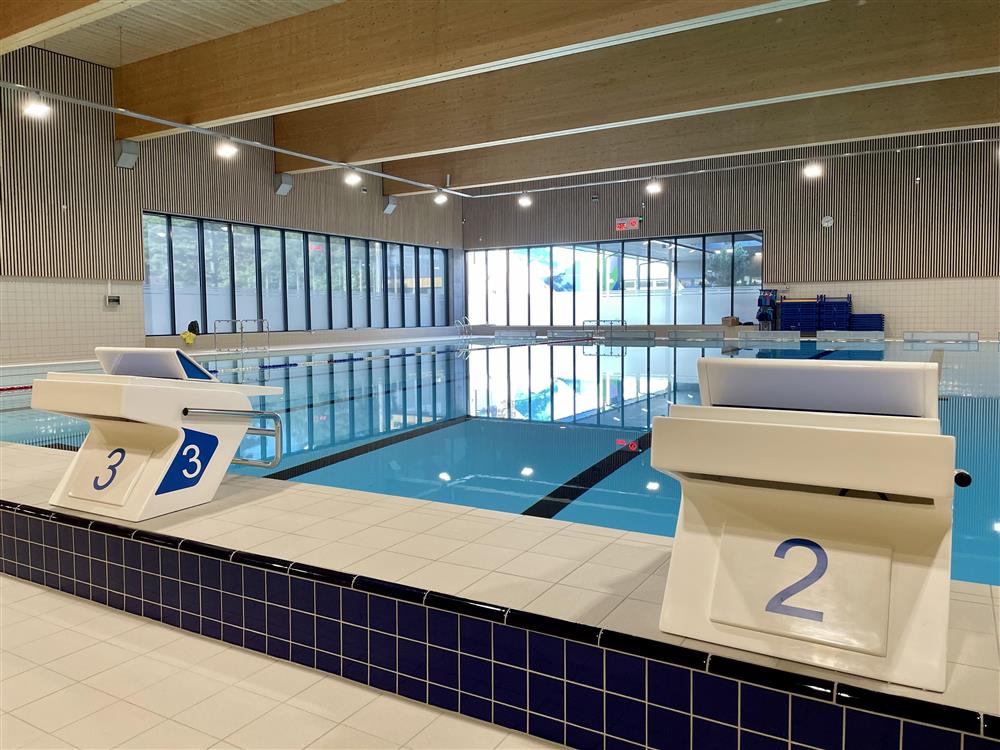 Svømmehall - Klikk for stort bilde